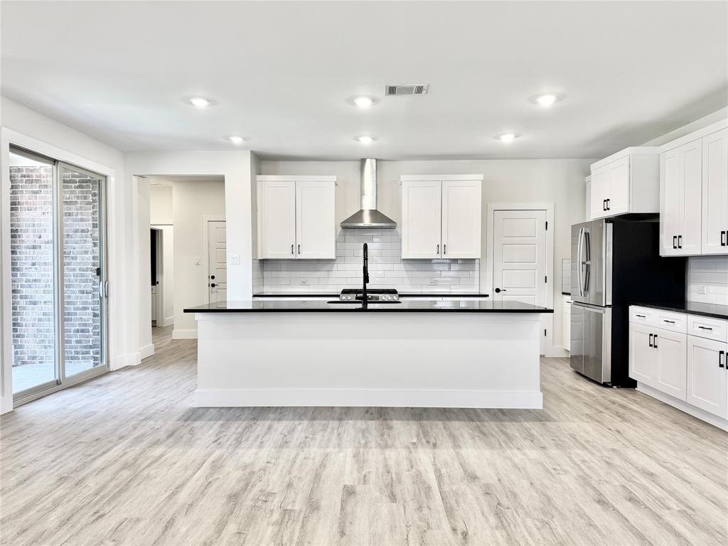 BB LIVING AT THE TRIBUTE - Residential Lease