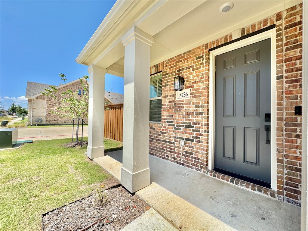 BB LIVING AT THE TRIBUTE - Residential Lease