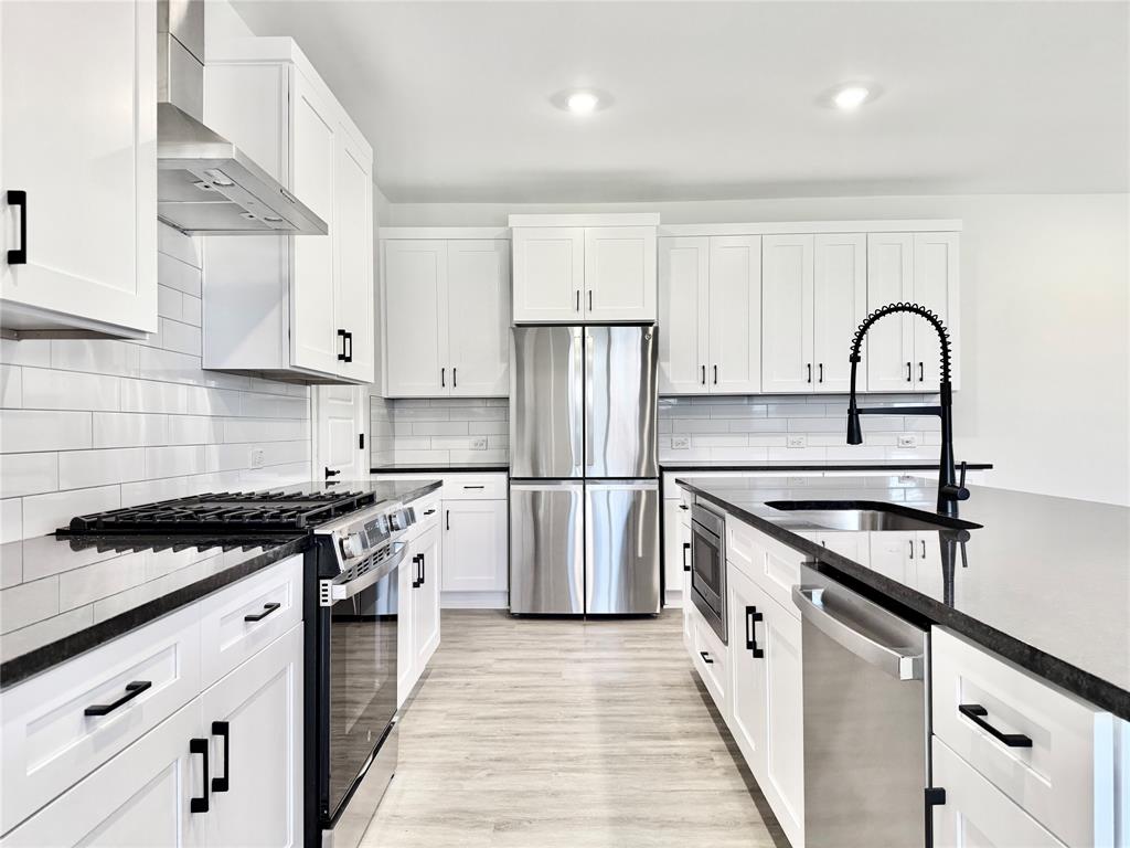 BB LIVING AT THE TRIBUTE - Residential Lease