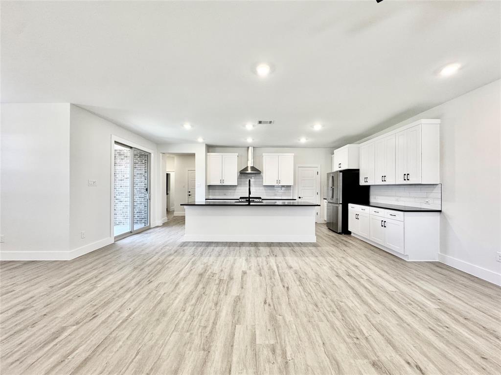 BB LIVING AT THE TRIBUTE - Residential Lease