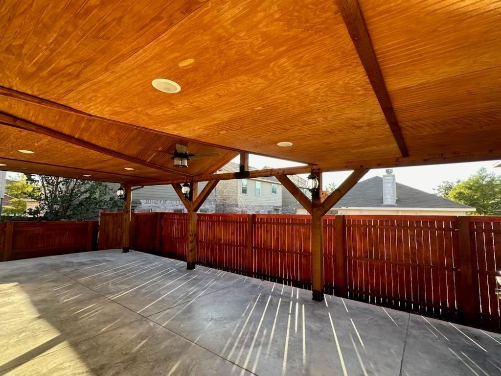 Parkway Village 02 - Residential Lease