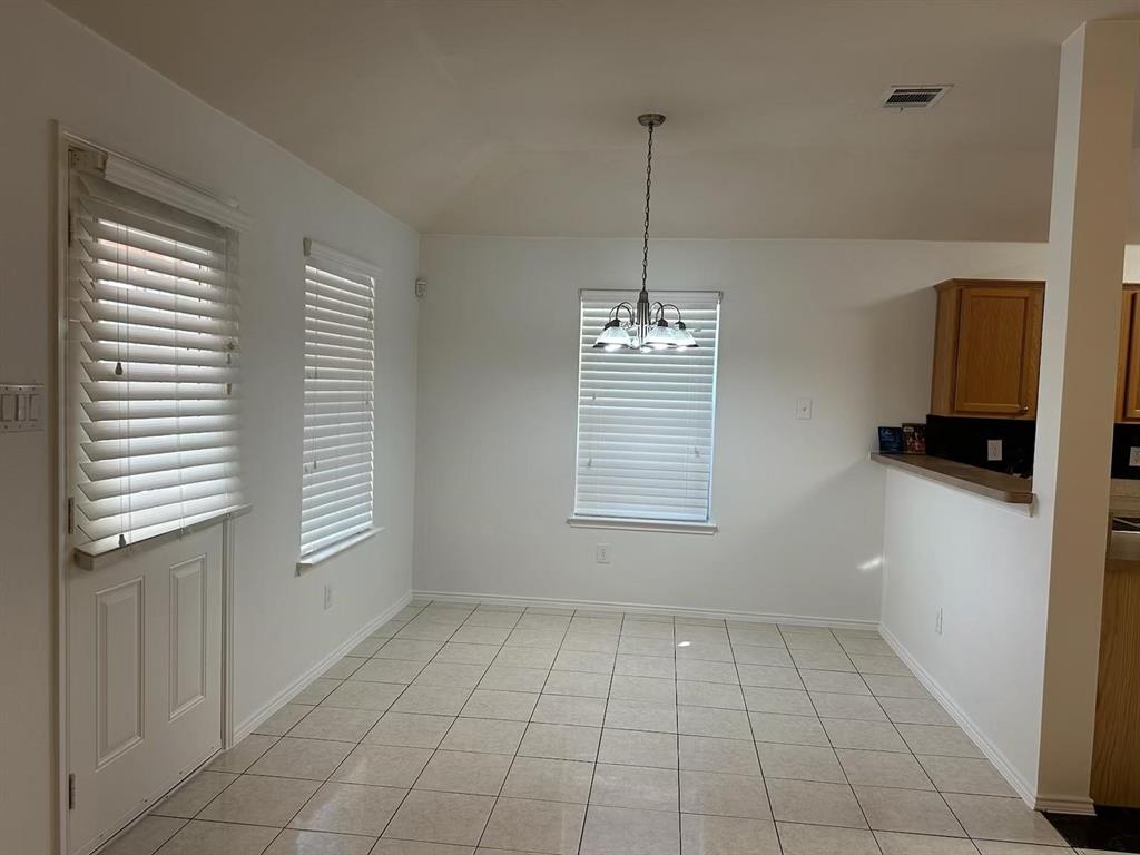 Parkway Village 02 - Residential Lease