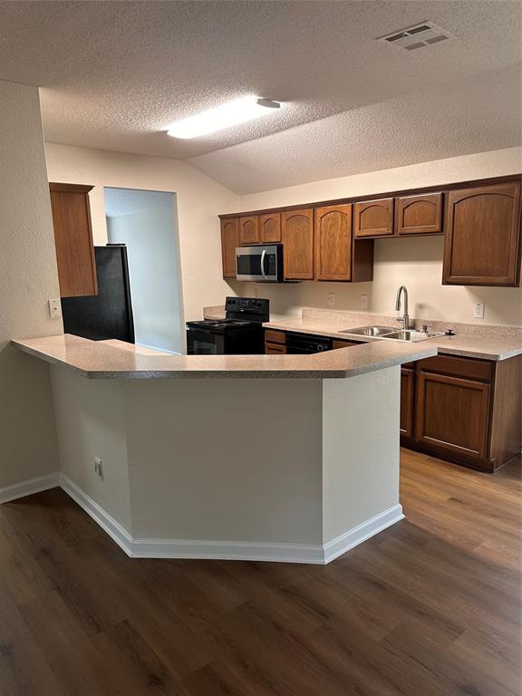 195 Rolling Court