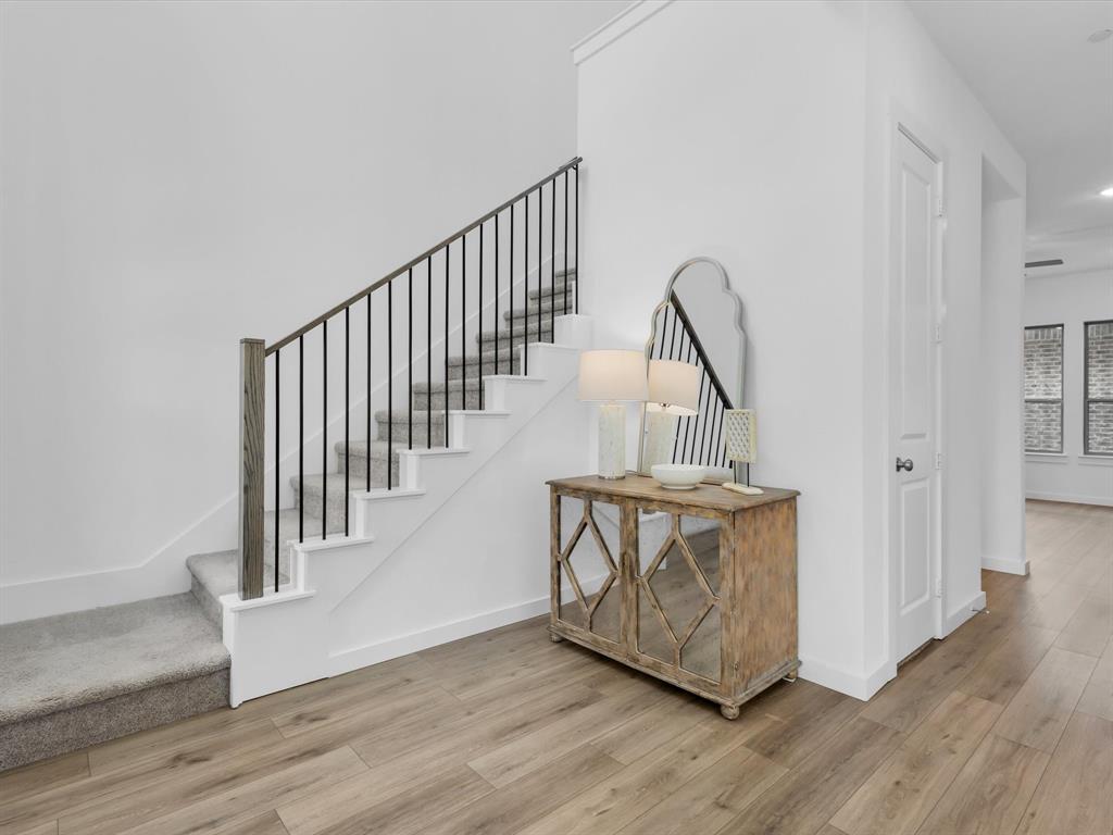 4512 English Maple Drive