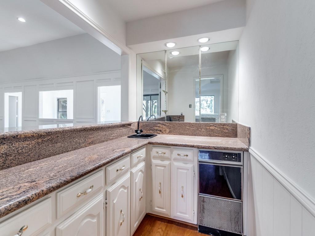 Williamsburg At Preston - Residential