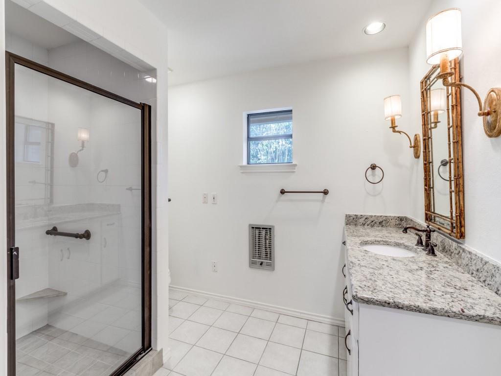 Williamsburg At Preston - Residential