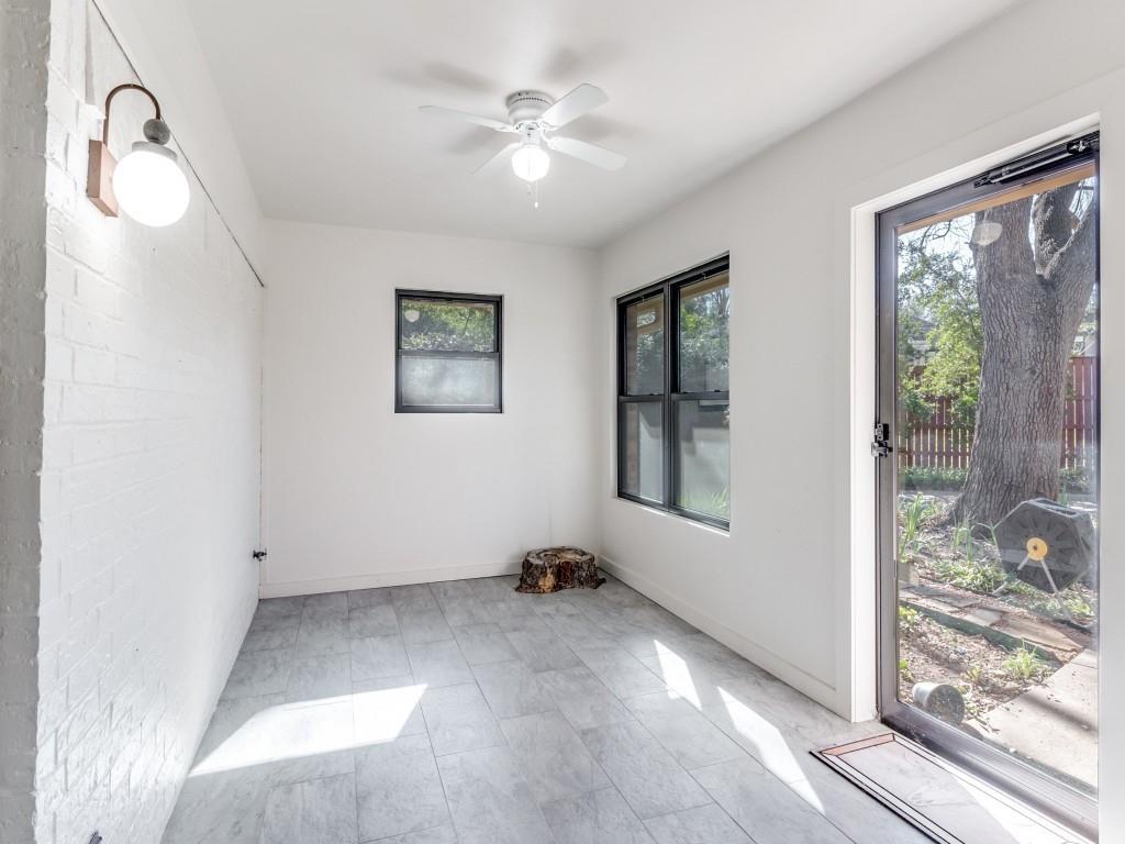 Williamsburg At Preston - Residential