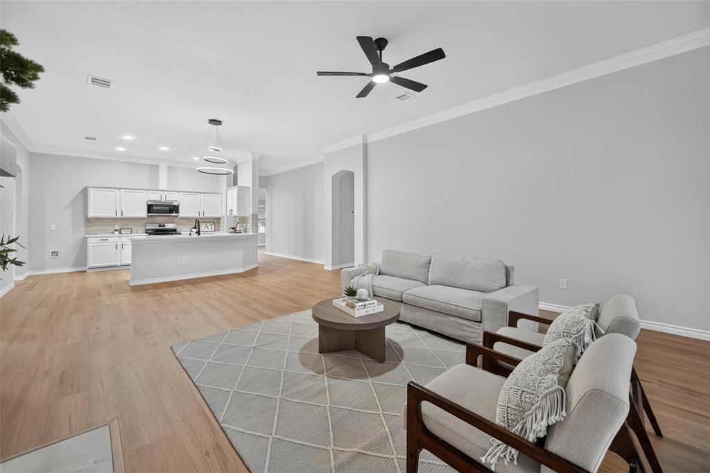 2440 Ranchview Drive