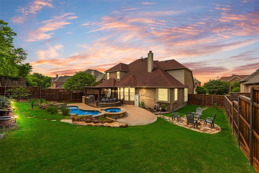 5905 Waterford Lane
