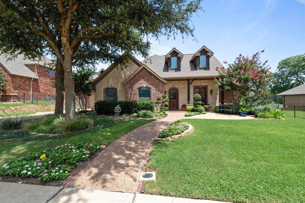 Photo of 1907 Zavala Road, Keller, TX 76248 (MLS # 20651924)