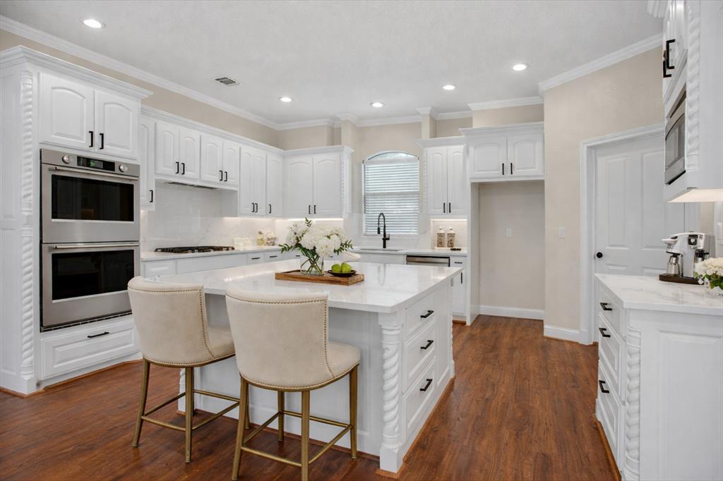 153 Crest Canyon Drive