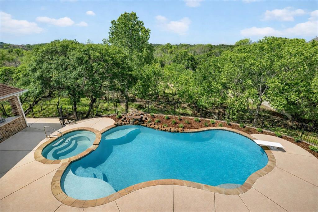 153 Crest Canyon Drive