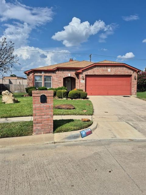 5913 Mckaskle Drive Fort Worth TX 76119