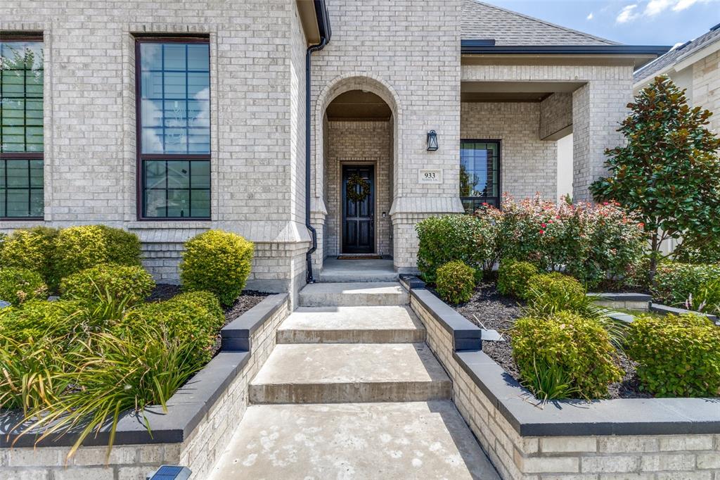 933 Sydney Lane