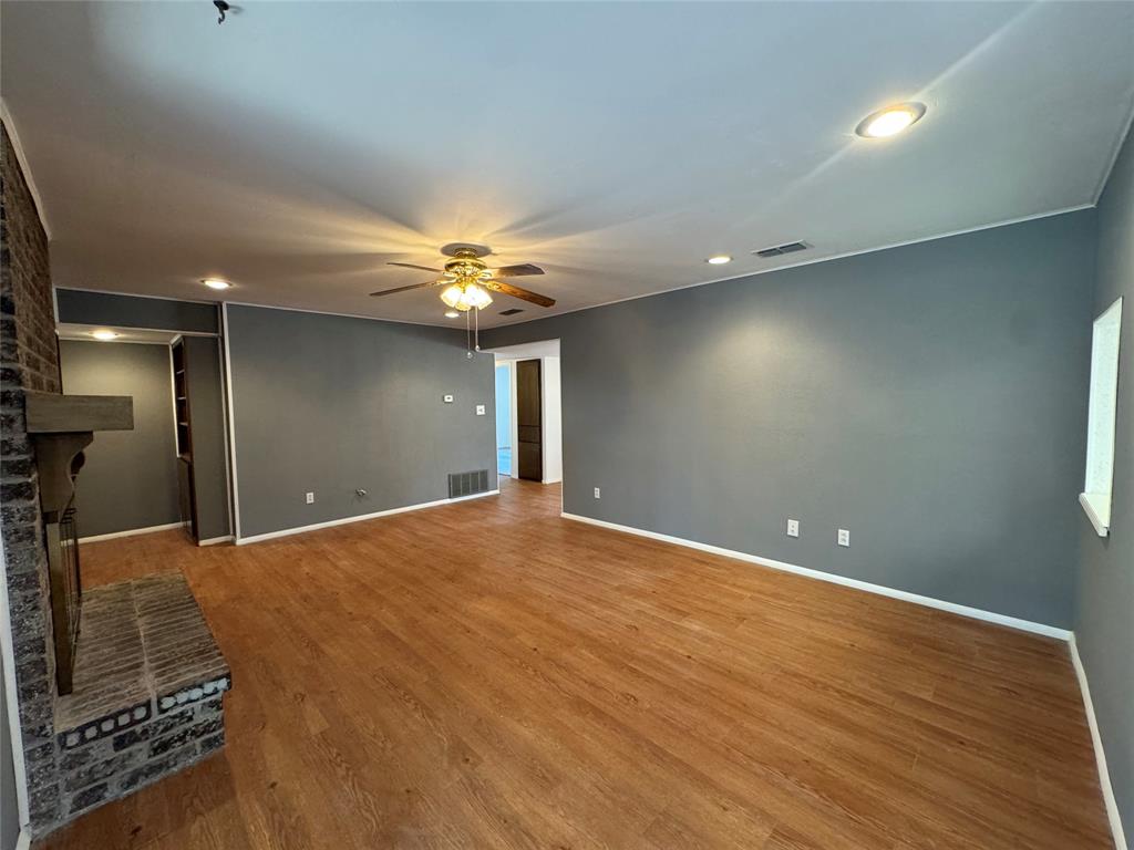 Crestwood - Residential