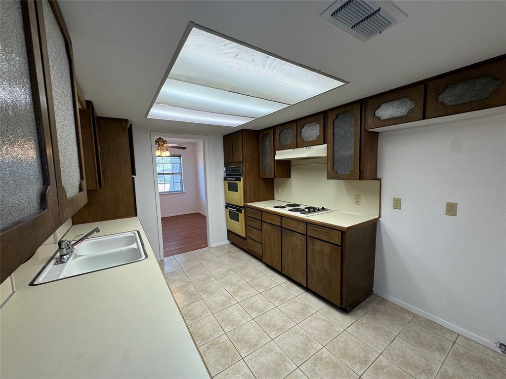 Crestwood - Residential