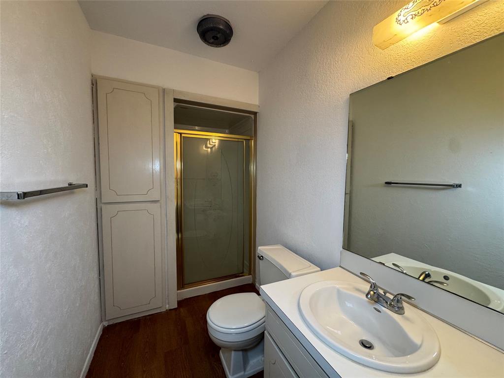 Crestwood - Residential