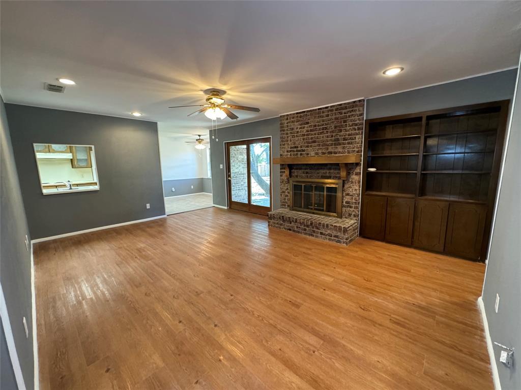 Crestwood - Residential