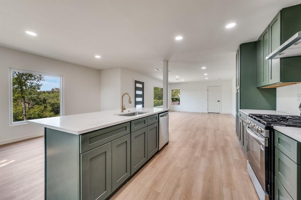 Bronx Park - Residential