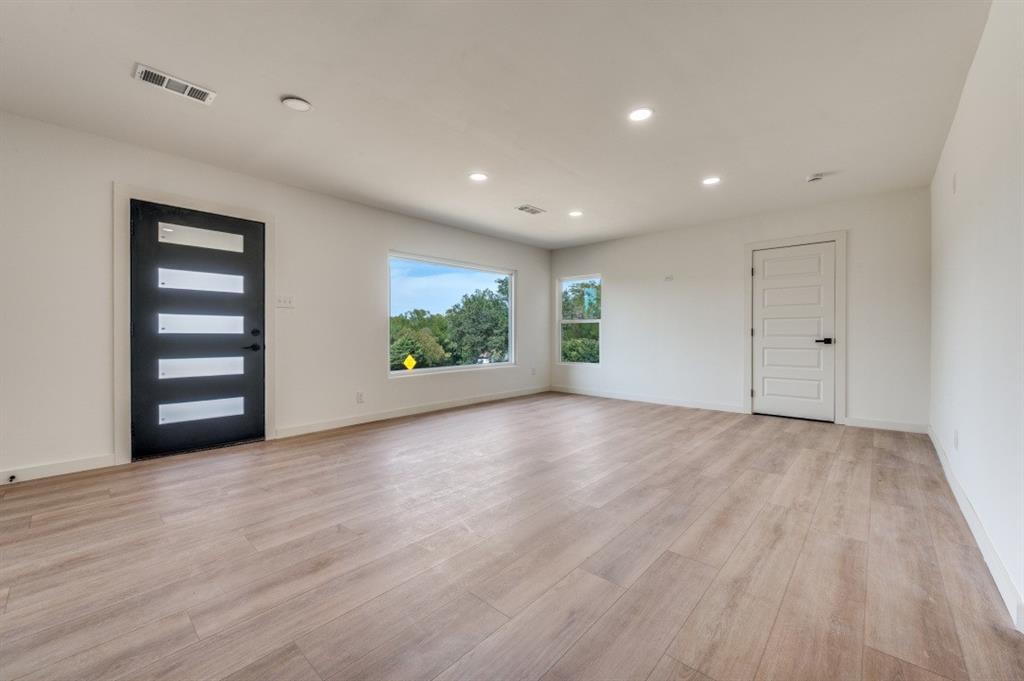 Bronx Park - Residential