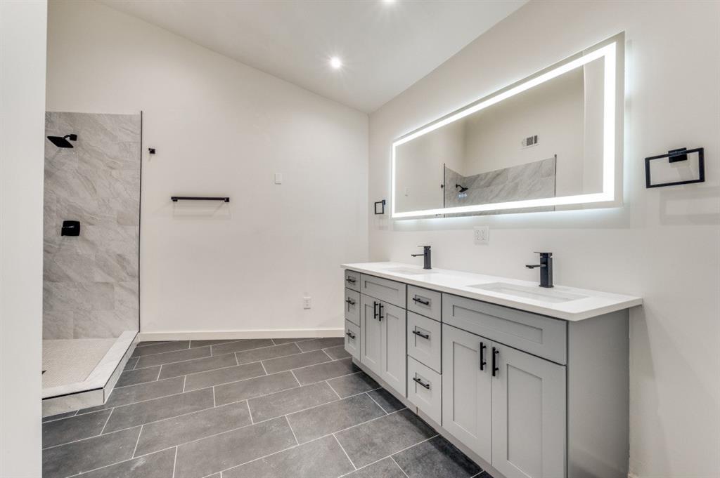 Bronx Park - Residential