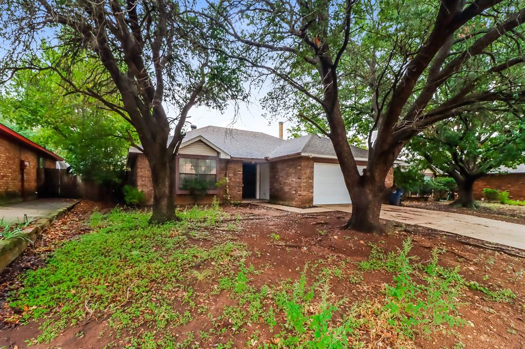 3200 Creekwood Lane