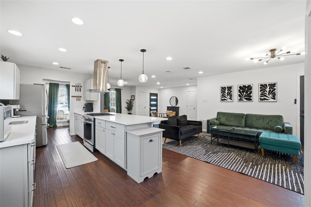 Central Park North 03 Instl - Residential