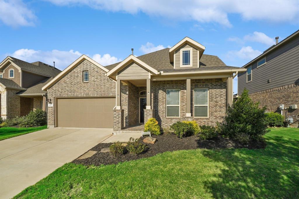 821 Meadows Drive