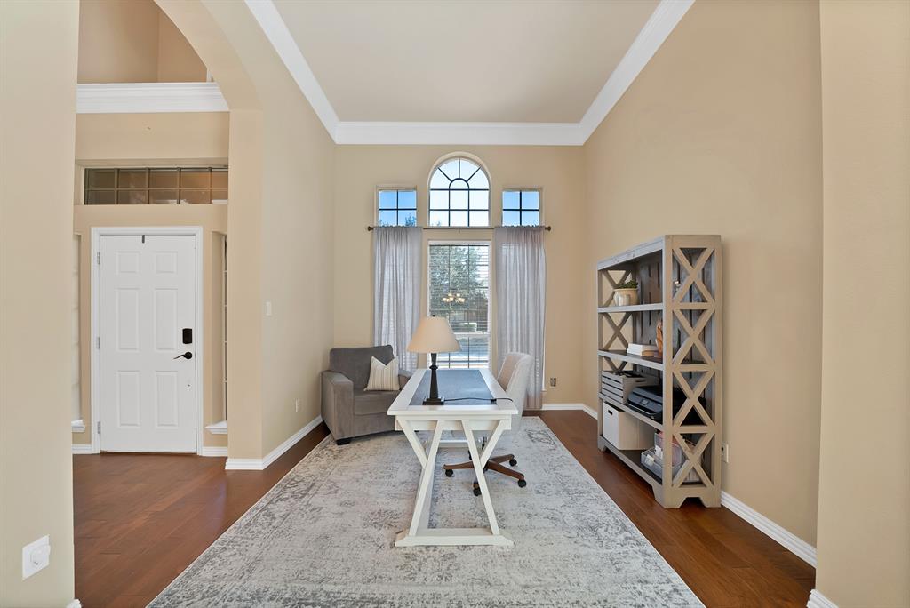 13261 Mannheim Drive