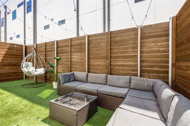 Deere Park - Residential Lease