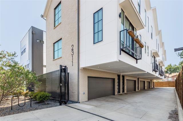 Deere Park - Residential Lease