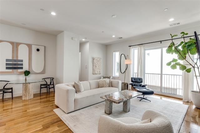 Deere Park - Residential Lease