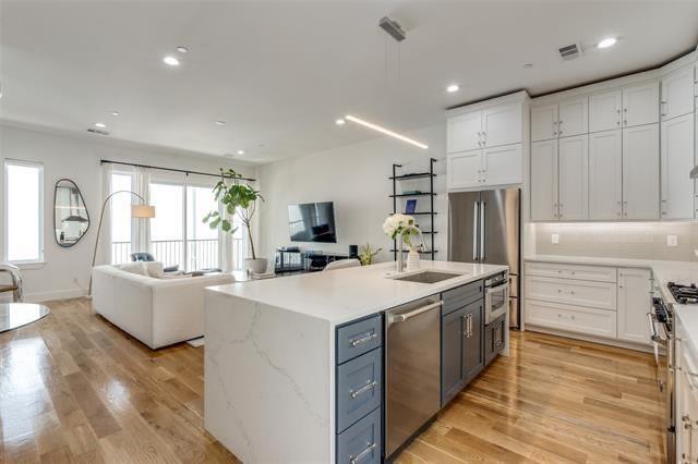 Deere Park - Residential Lease