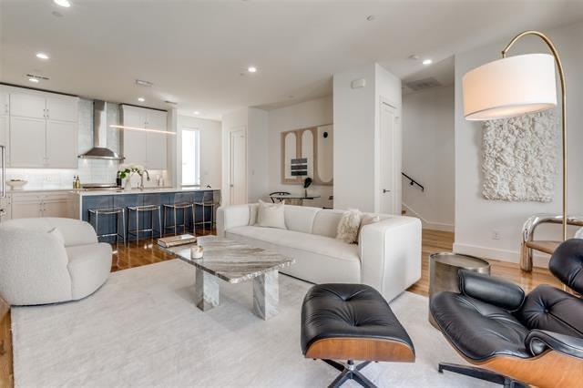 Deere Park - Residential Lease