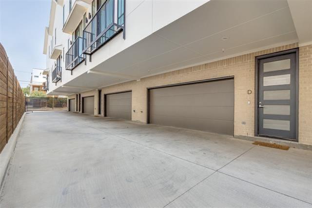 Deere Park - Residential Lease