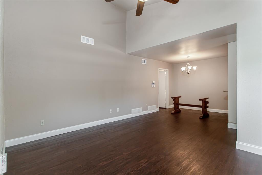 Richardson Crossing Condo - Residential
