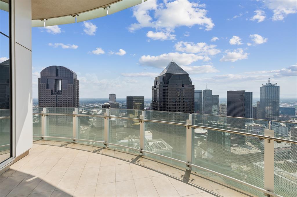 Museum Tower - Residential