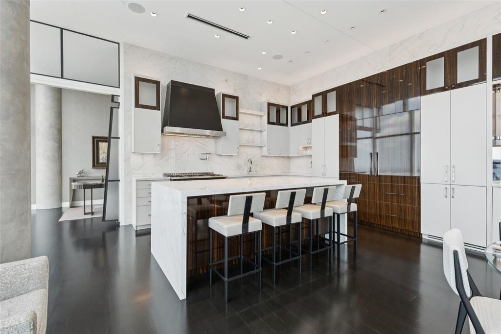 Museum Tower - Residential