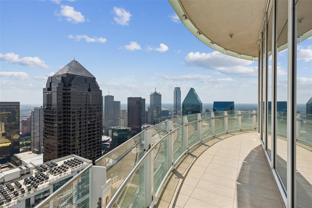 Museum Tower - Residential