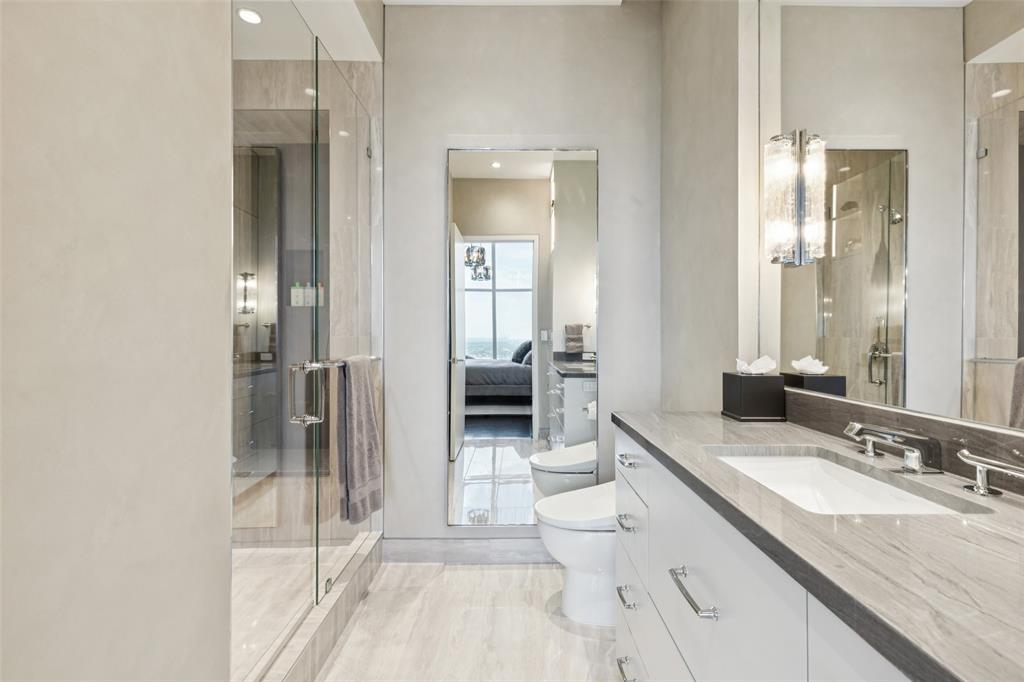 Museum Tower - Residential