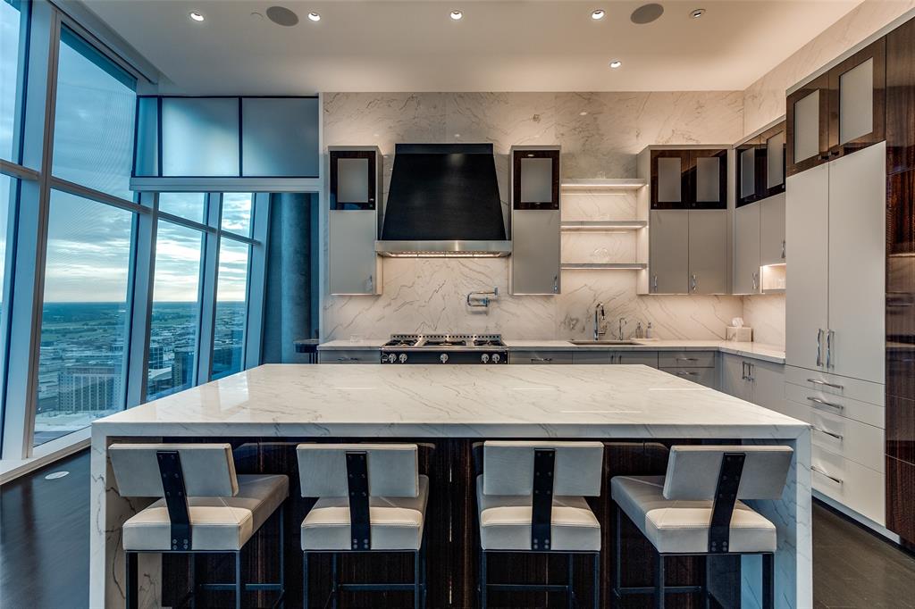 Museum Tower - Residential