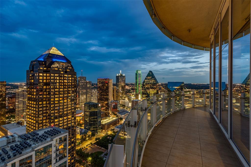 Museum Tower - Residential