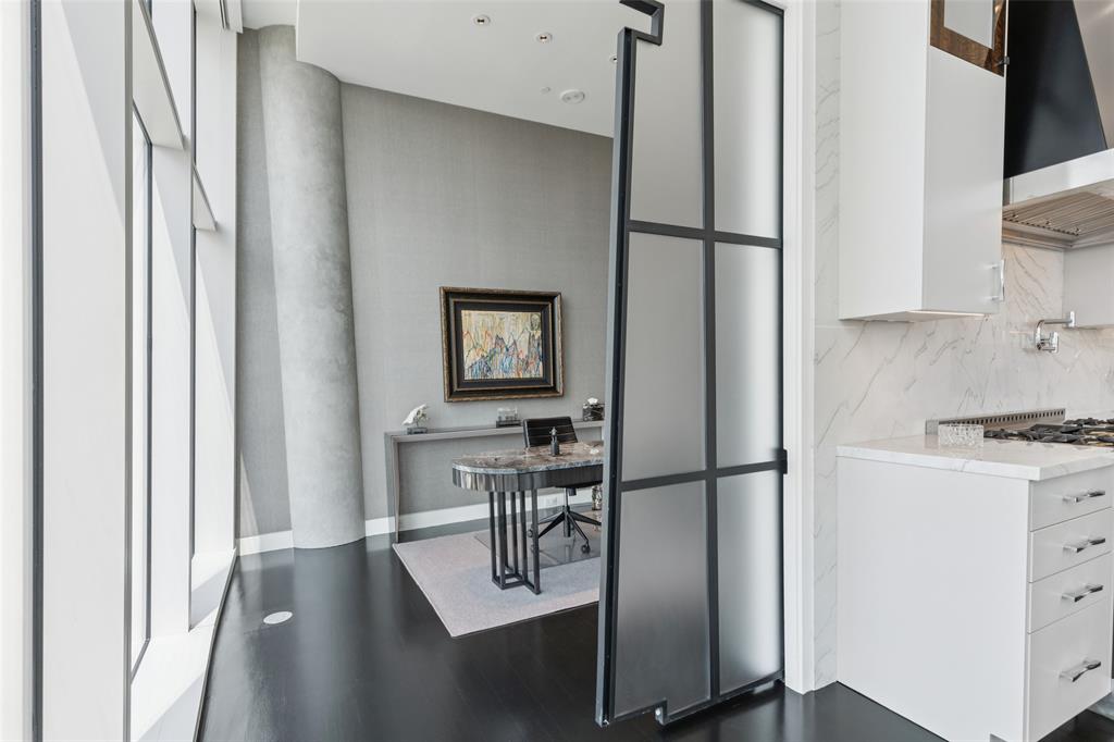 Museum Tower - Residential