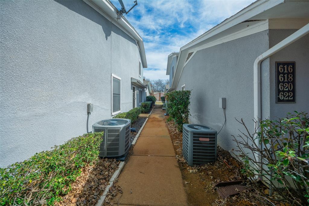 618 Timberline Drive