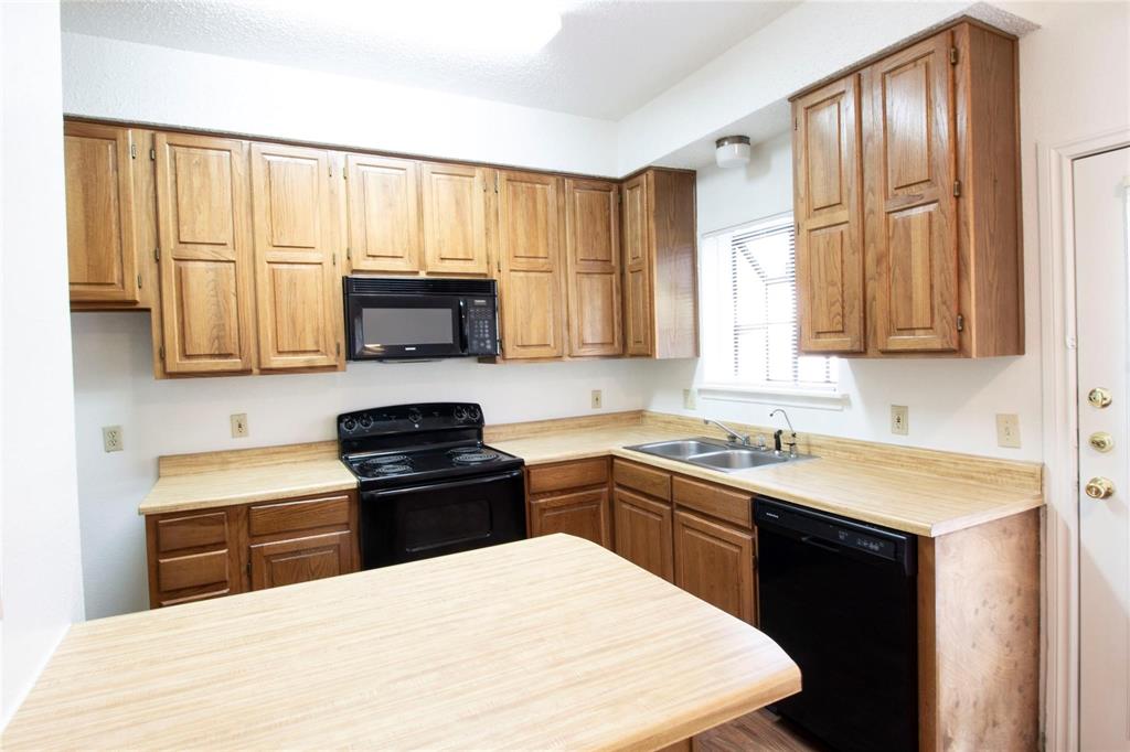 Forest Park Place Sub - Residential Lease