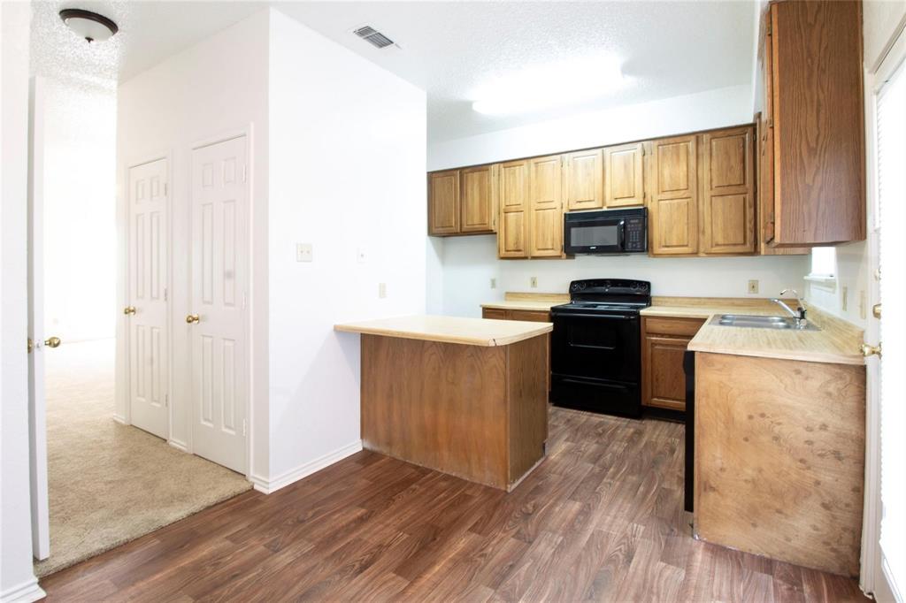 Forest Park Place Sub - Residential Lease