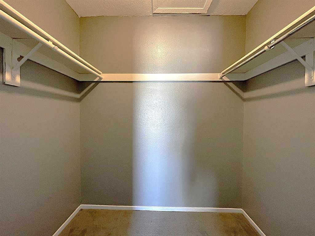 Cedar Rdg Arlington Twnhms Bld - Residential Lease