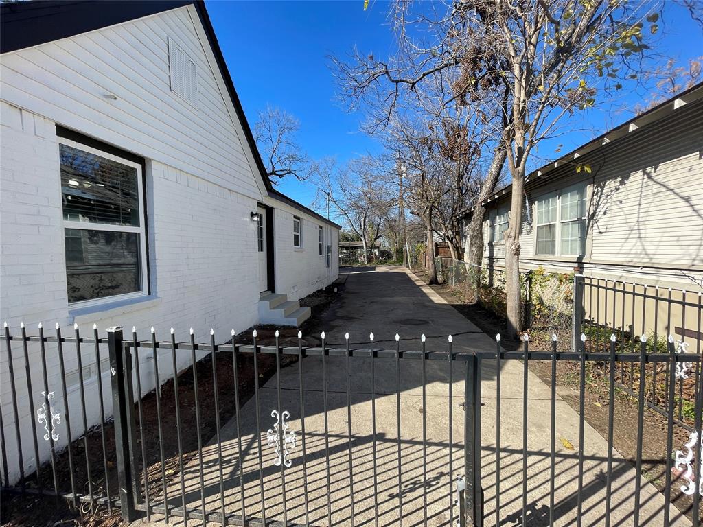 Mount Auburn - Residential