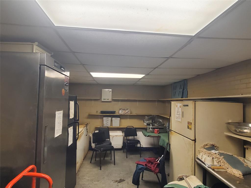 Jones-Mabry Sub - Commercial Sale