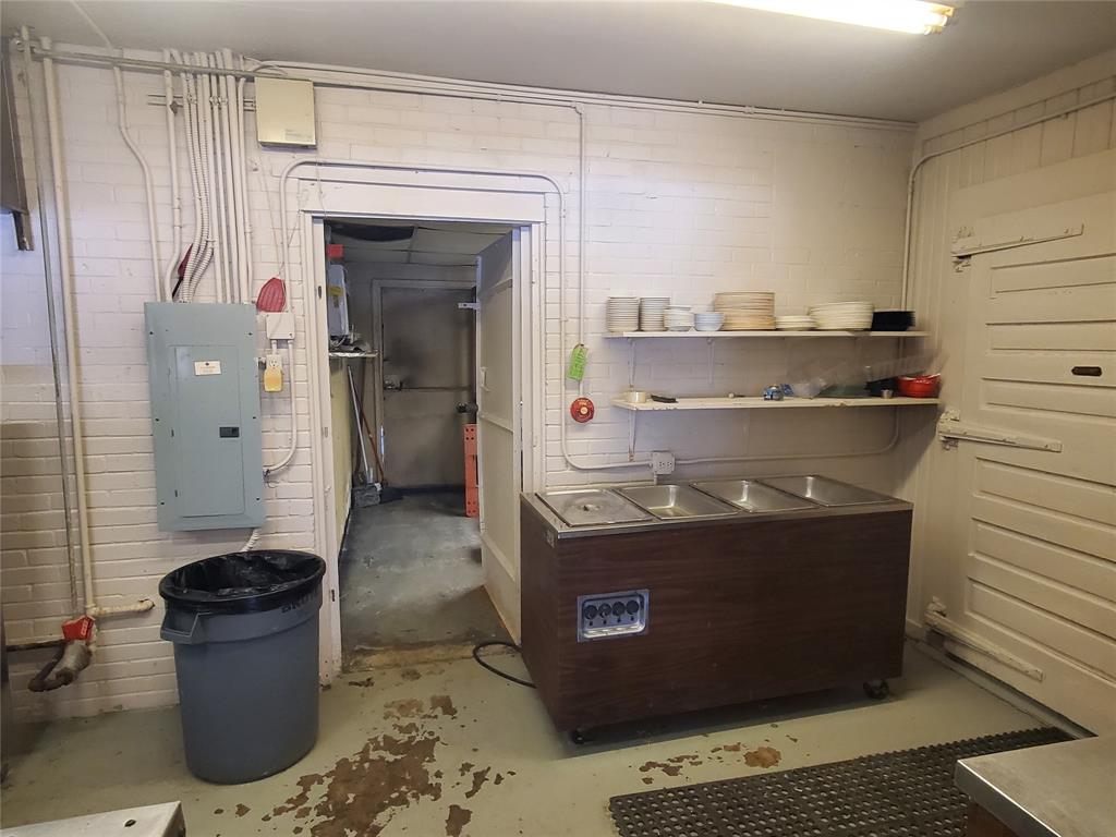 Jones-Mabry Sub - Commercial Sale